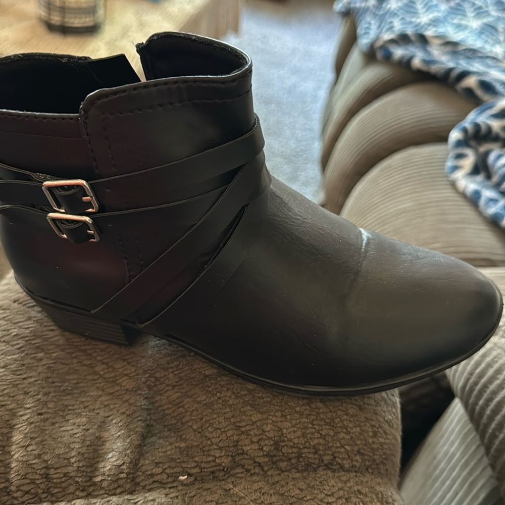 SO girls ankle boots